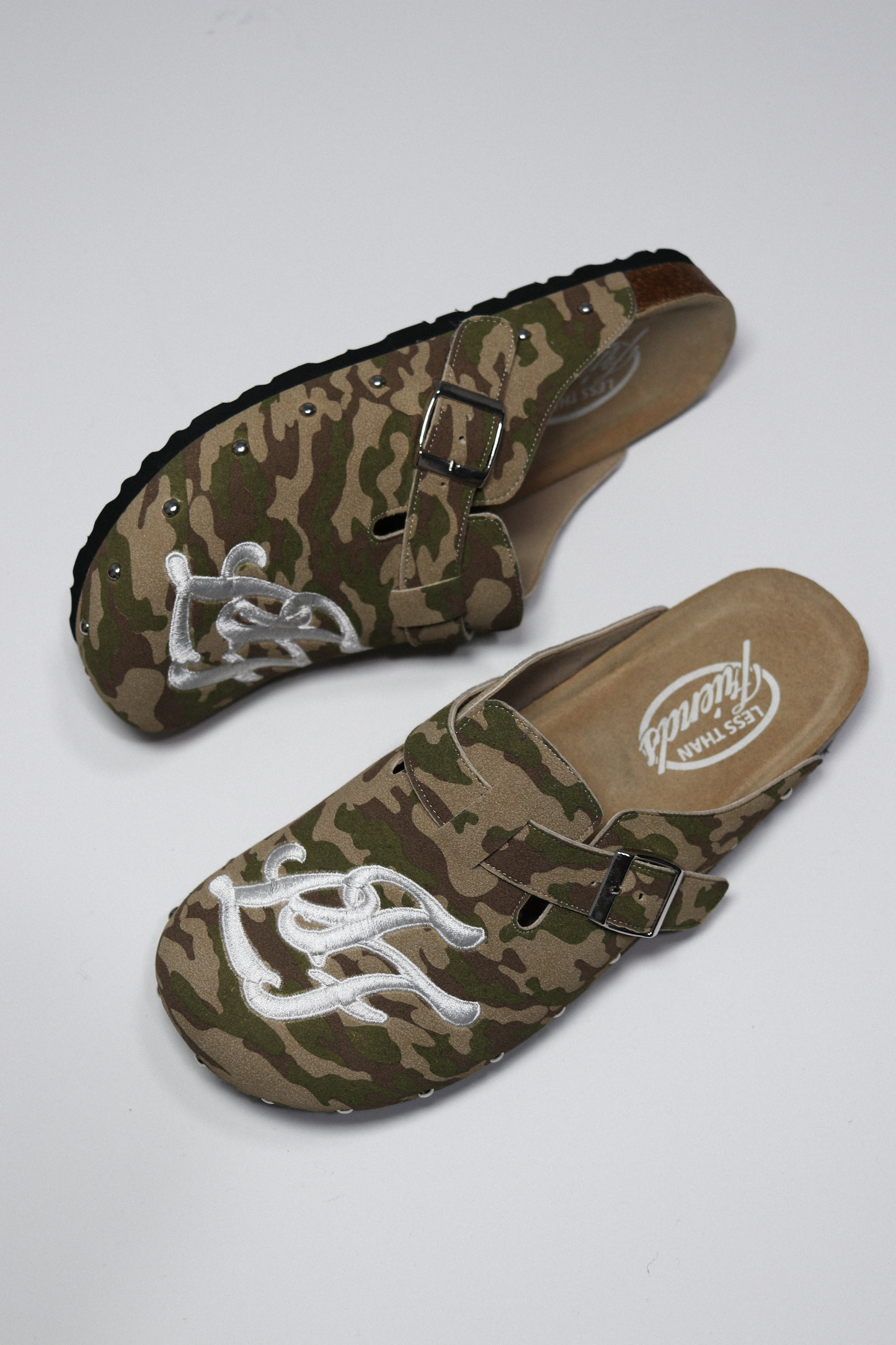 CAMO MULE