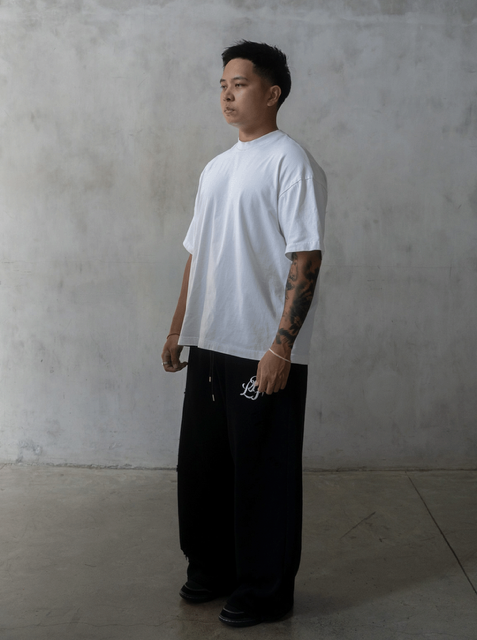 SIGNATURE SWEATS